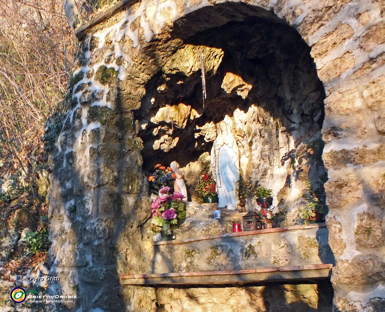 15 Madonna di Lourdes.JPG